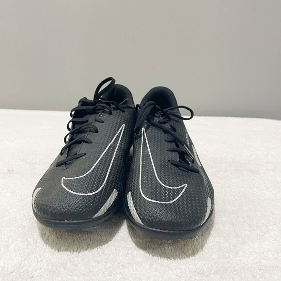 Nike Phantom GT2 Club MG Mens Black Silver Soccer Cleats 8.5 Athletic Lace Up - Picture 2 of 12